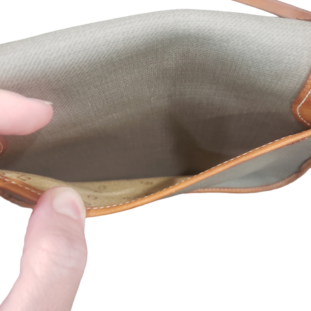 Dior Tan and Cream Shoulder Bag - Picture 6 of 12